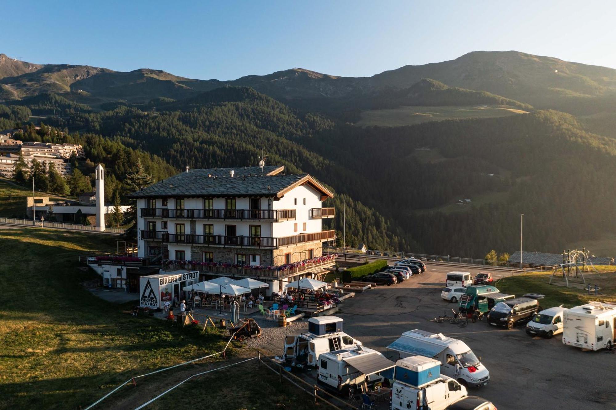 Chalet Des Alpes Gressan Buitenkant foto